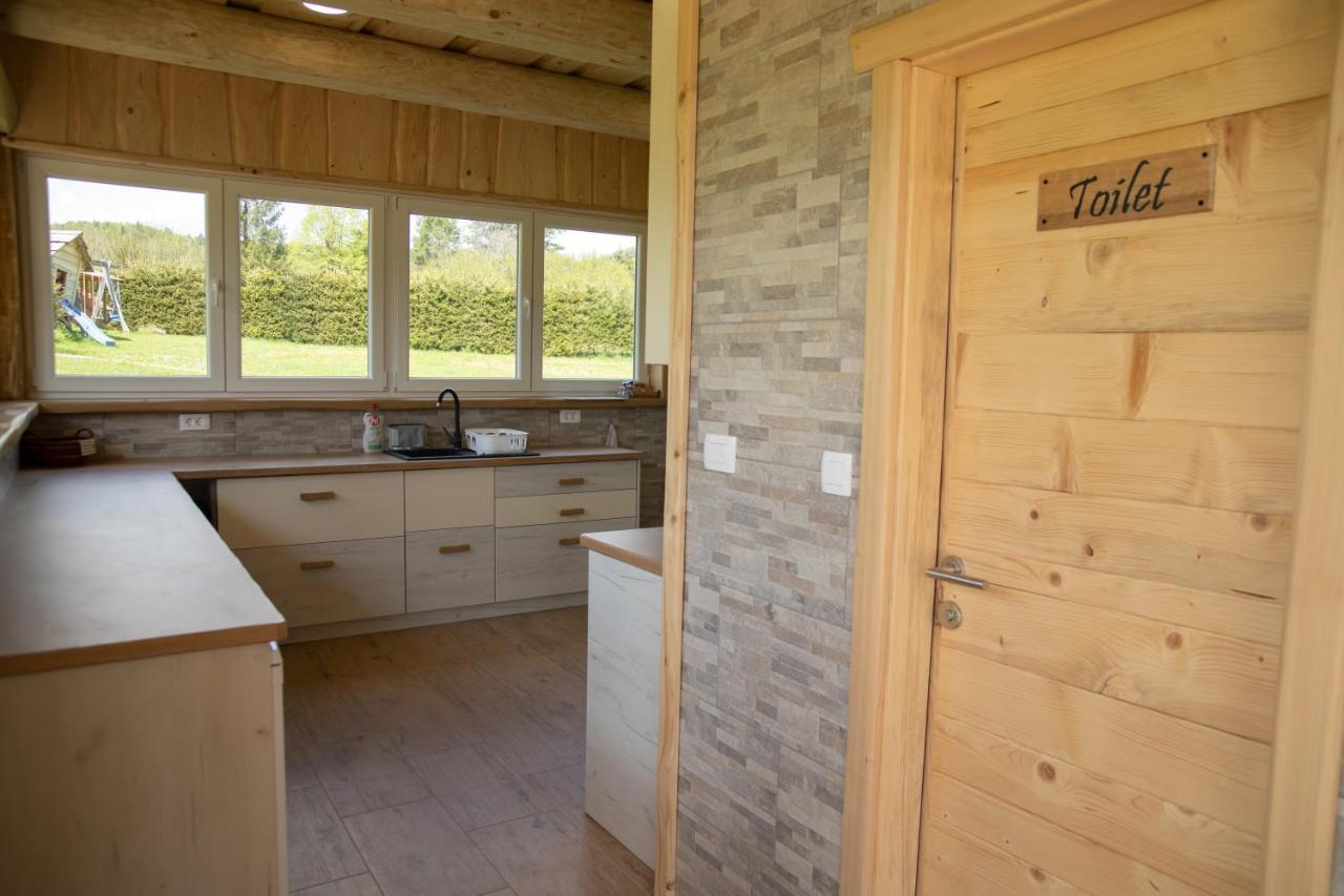 Hotel Bee House Maya Rob Exterior foto